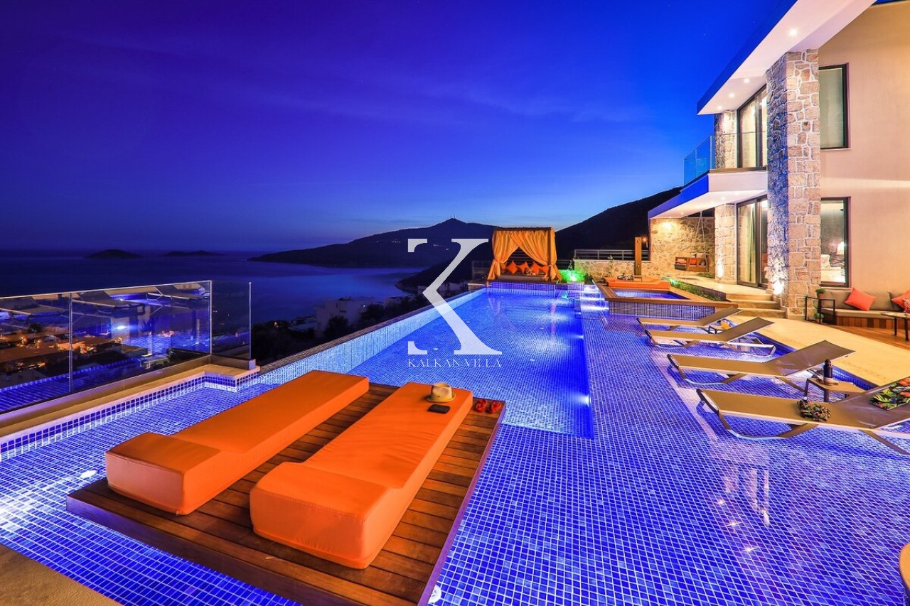 Villa Shine
