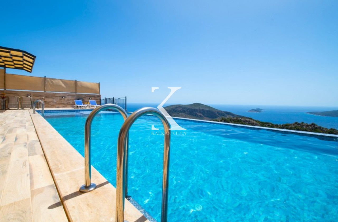 Villa Mona Roza