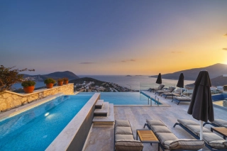 Villa Safran View | Luxusvilla mit Meerblick für 8 Personen in Kalkan