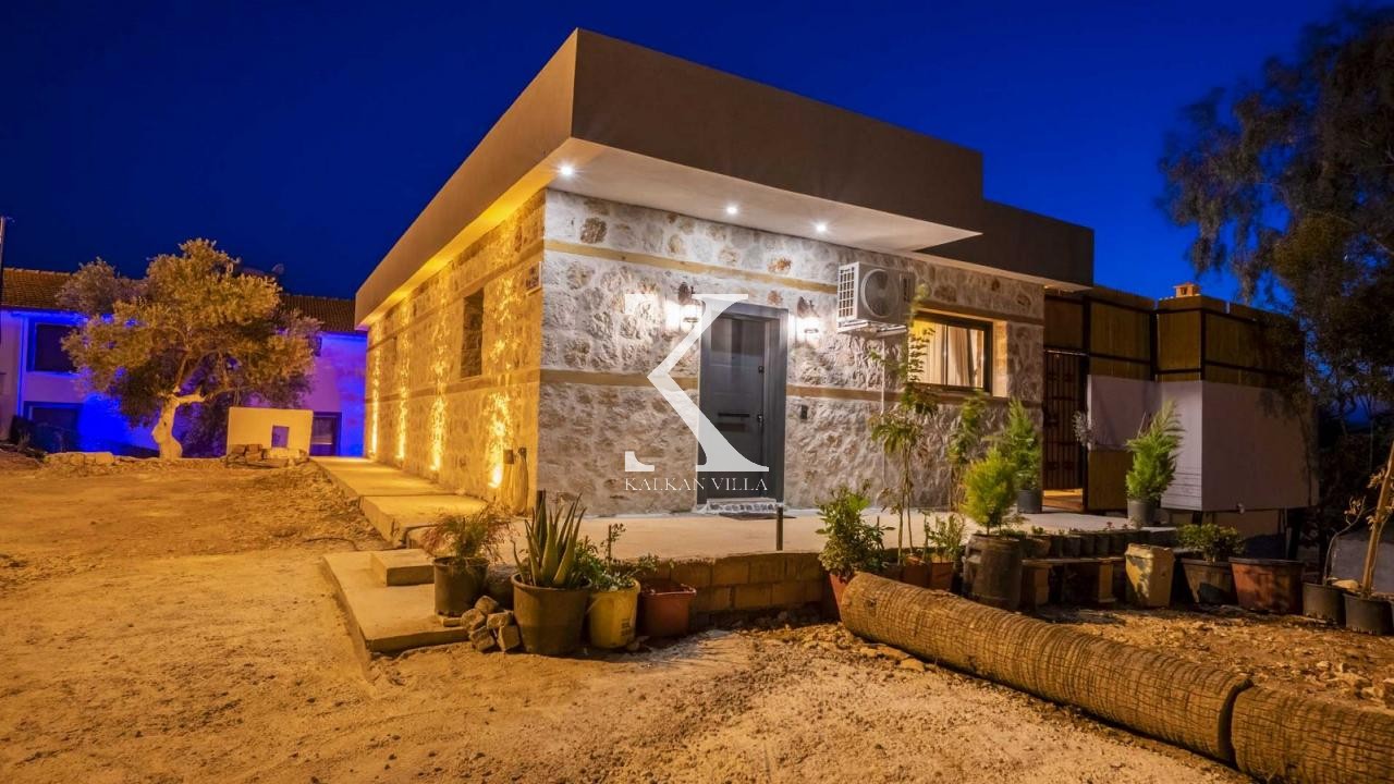 Villa Blue Cave