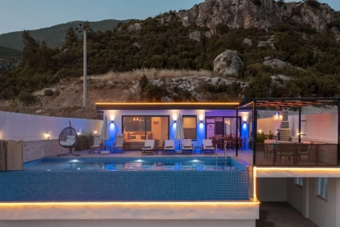 Villa Aklar Duo