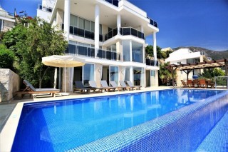 Villa Beyaz Kalamar, Deniz Manzaralı Kiralık Villa | Kalkan Villa
