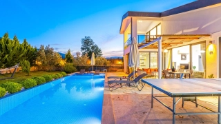 Villa Maba | Geschützte Villa mit Jacuzzi und Sauna in Kalkan