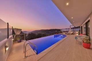 Villa Deniz | Geschützte Flitterwochenvilla in Kalkan Akbel