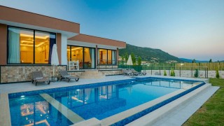Villa Ernez, Honeymoon, Sheltered, Jacuzzi, Garden | Kalkan Villa