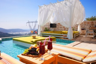Villa Münih, Deniz Manzaralı, Balayı, Korunaklı | Kalkan Villa 