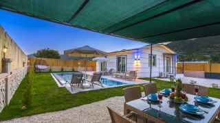 Villa Begonya Sarıbelen, Villa für 2 Personen in Kalkan Sarıbelen