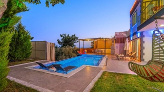 Villa Vivaldi, Doğa İçerisinde Muhafazakar Villa | Kalkan Villa