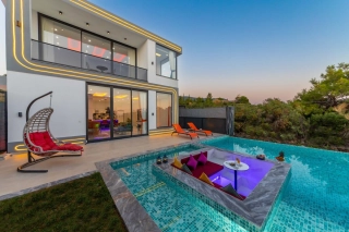 Villa Sisters | Honeymoon Villa with Jacuzzi in Kalkan İslamlar
