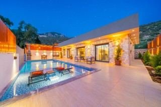 Villa Green Lake, Kalkan Ulugöl Mevki’nde 2 Kişilik Villa 