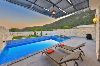 Villa Olive Garden - Jakuzili & Muhafazakar Villa Kiralama