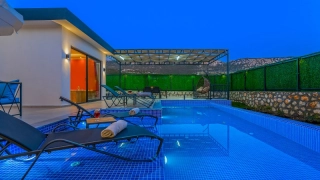 Villa Ortaç 2 -  5 Kişilik & Korunaklı Aile Villası Kiralama