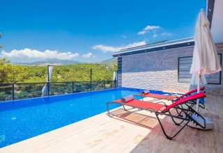 Villa Anemon 2 | Konservative Villa mit Geschütztem Pool in Kalkan