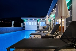 Villa Anemon 4 | Kalkan Akbel’de Korunaklı Havuzlu Muhafazakâr Villa