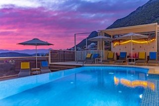 Villa Katmer | Villa mit Meerblick und Jacuzzi in Kalkan Kördere