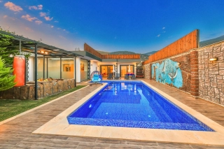 Villa Şeftali, Balayı, Korunaklı, Kapalı Havuz | Kalkan Villa