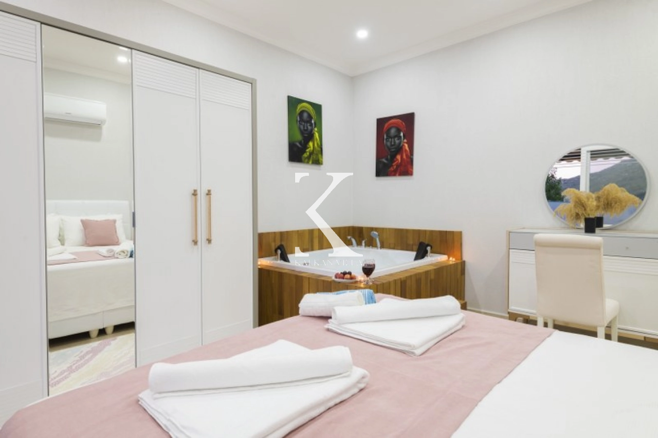 Villa Mini Zeybek, Jakuzi, Balayı, Korunaklı | Kalkan Villa