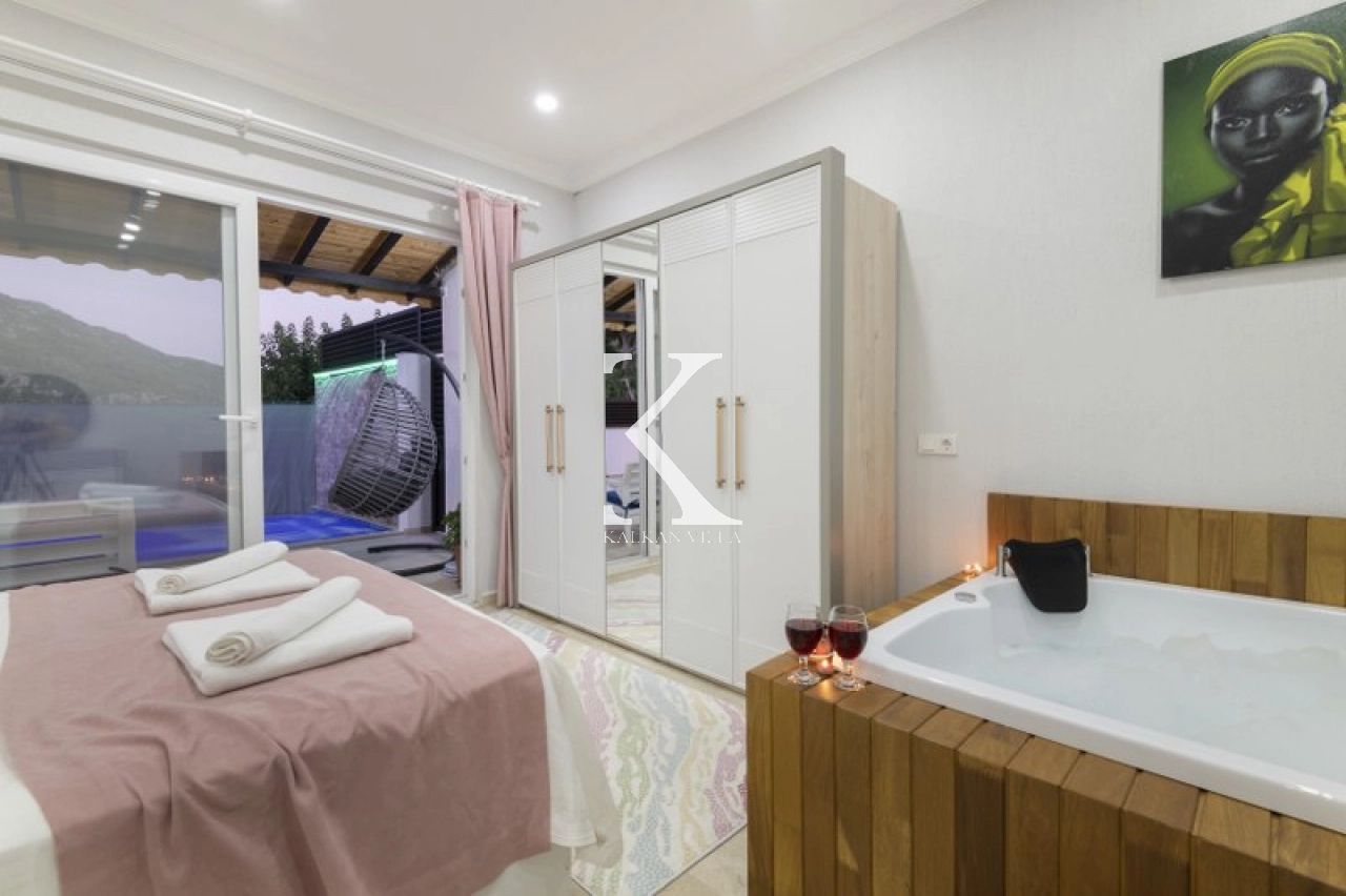 Villa Mini Zeybek, Jakuzi, Balayı, Korunaklı | Kalkan Villa
