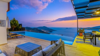 Villa Royal Kördere | Luxuriöse Villa mit Meerblick in Kalkan Kördere
