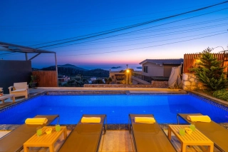 Villa Zemheri | Luxusvilla mit Meerblick, Jacuzzi und Sauna in Kalkan 