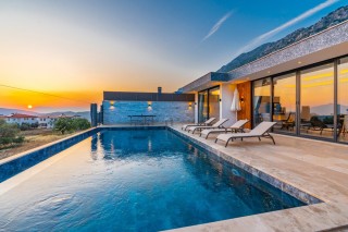 Villa Golden Sirena, Honeymoon, Shelter, Jacuzzi | Kalkan Villa