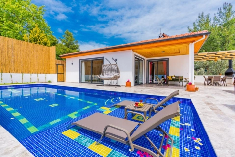 Villa Narya