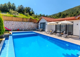 Villa Dessa | Holiday Villa with Sheltered Pool in Kalkan Sarıbelen