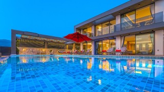 Villa Hedef, luxuriöse Mietvilla für 6 Personen | Kalkan-Villa