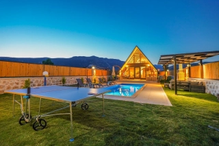Villa Aslan Bezirgan, Muhafazakar balayı villası | Kalkan Villa