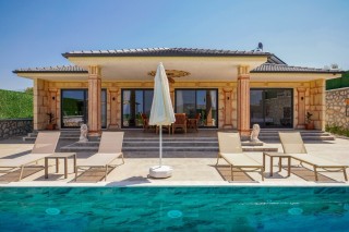 Villa Beylerbeyi Duo, Özel Bahçe, Modern Tasarım | Kalkan Villa 