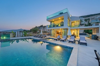 Villa Bien | Luxusvilla mit Sauna, Hamam und Kinozimmer in Kalkan