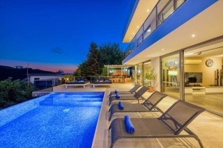 Villa Ela | Luxusvilla mit Meerblick in Kalkan Akbel