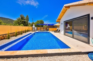 Villa Erisa | Sheltered Villa with Jacuzzi in Kalkan Sarıbelen