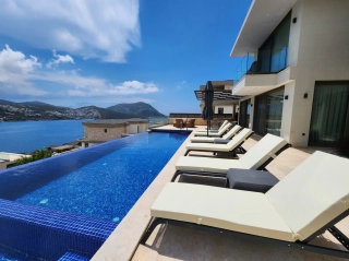 Villa Arya Kalkan | Kalkan Merkez’de Deniz Manzaralı Lüks Villa