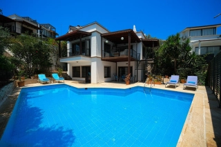 Villa Zeytin Ortaalan | Kalkan Merkeze Yakın 5 Kişilik Özel Havuzlu 
