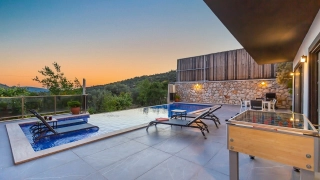 Villa Melida , Balayı, 4 Kişilik, Korunaklı | Kalkan Villa 