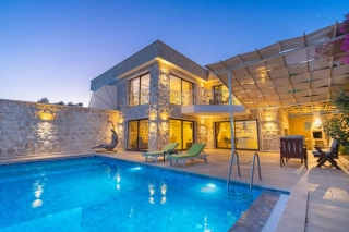 Villa Narin 2, Korunaklı, Doğa Manzaralı | Kalkan Villa