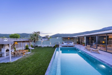 Villa Stay