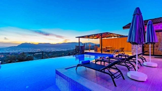 Villa Epona, Korunaklı, Taş Mimarili, Balayı | Kalkan Villa