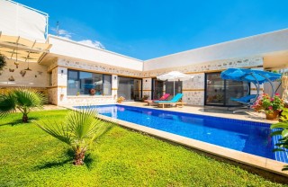 Villa Şahin Ulugöl, Korunaklı, Balayı, Jakuzi | Kalkan Villa 