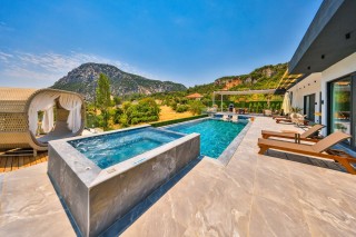 Villa Free, Doğanın icinde Lüks 3 Yatak Odalı Villa