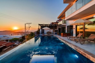 Villa Azra Gül | Luxury Villa with Sauna, Turkish Bath and Jacuzzi