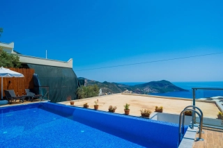 Villa Sardunya Akbel , Jakuzi , Deniz Manzaralı | Kalkan Villa
