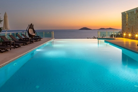 Villa Boat House