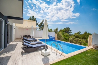 Villa Salkım Üzümlü, Korunaklı , Balayı | Kalkan Villa 