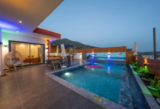 Villa İron 2 , Balayı, Bahçe, Jakuzi | Kalkan Villa 