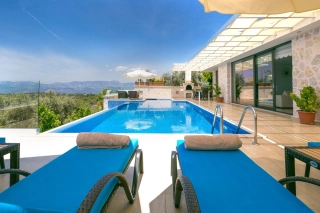 Villa Luna Üzümlü | Steinvilla mit beheizbarem Pool und Jacuzzi 