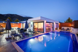 Villa Gümüş Sarıbelen | Abgeschirmte Villa mit Privatpool in Kalkan 