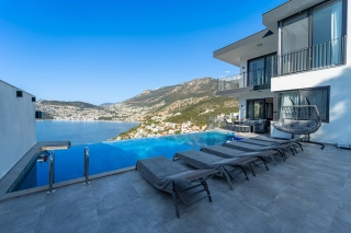Villa Lumira, Meerblick, Schlafmöglichkeiten für 10 | Kalkan-Villa