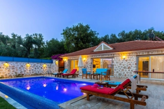 Villa Araf, konservativ, Flitterwochen, Garten | Kalkan Villa 